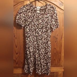 Basic Editions Romper Dress. Size M